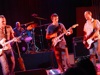Los Mara&ntilde;ones con Talism&aacute;n