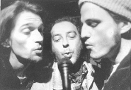 &iquest;Cantando?